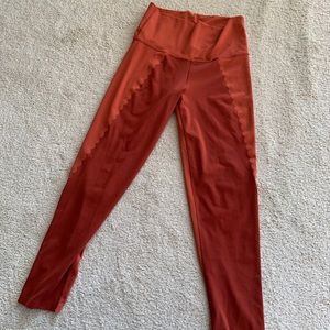 Aerie Scalloped Leggings